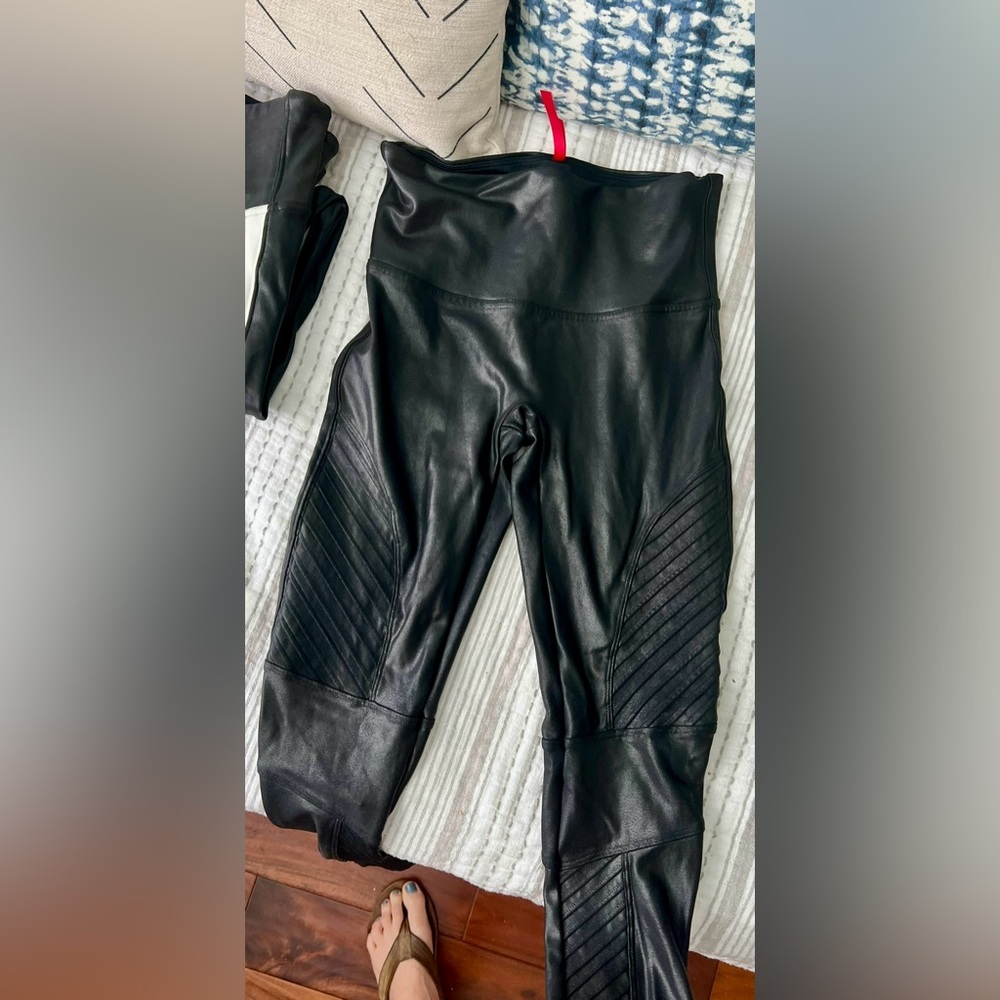 SPANX Faux Leather Moto leggings
